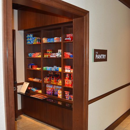 Staybridge Suites Milwaukee West-Oconomowoc By Ihg Bagian luar foto