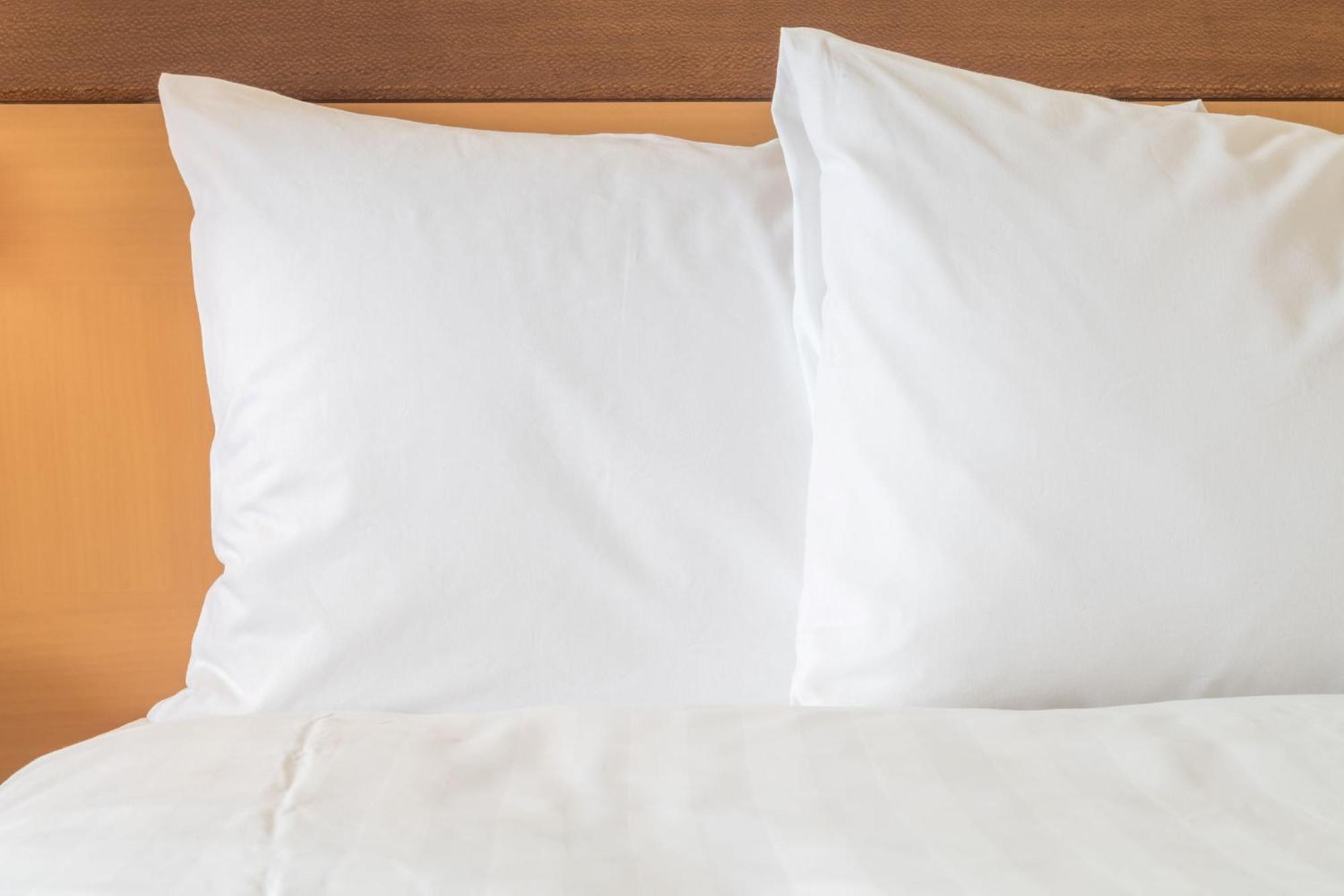 Staybridge Suites Milwaukee West-Oconomowoc By Ihg Bagian luar foto